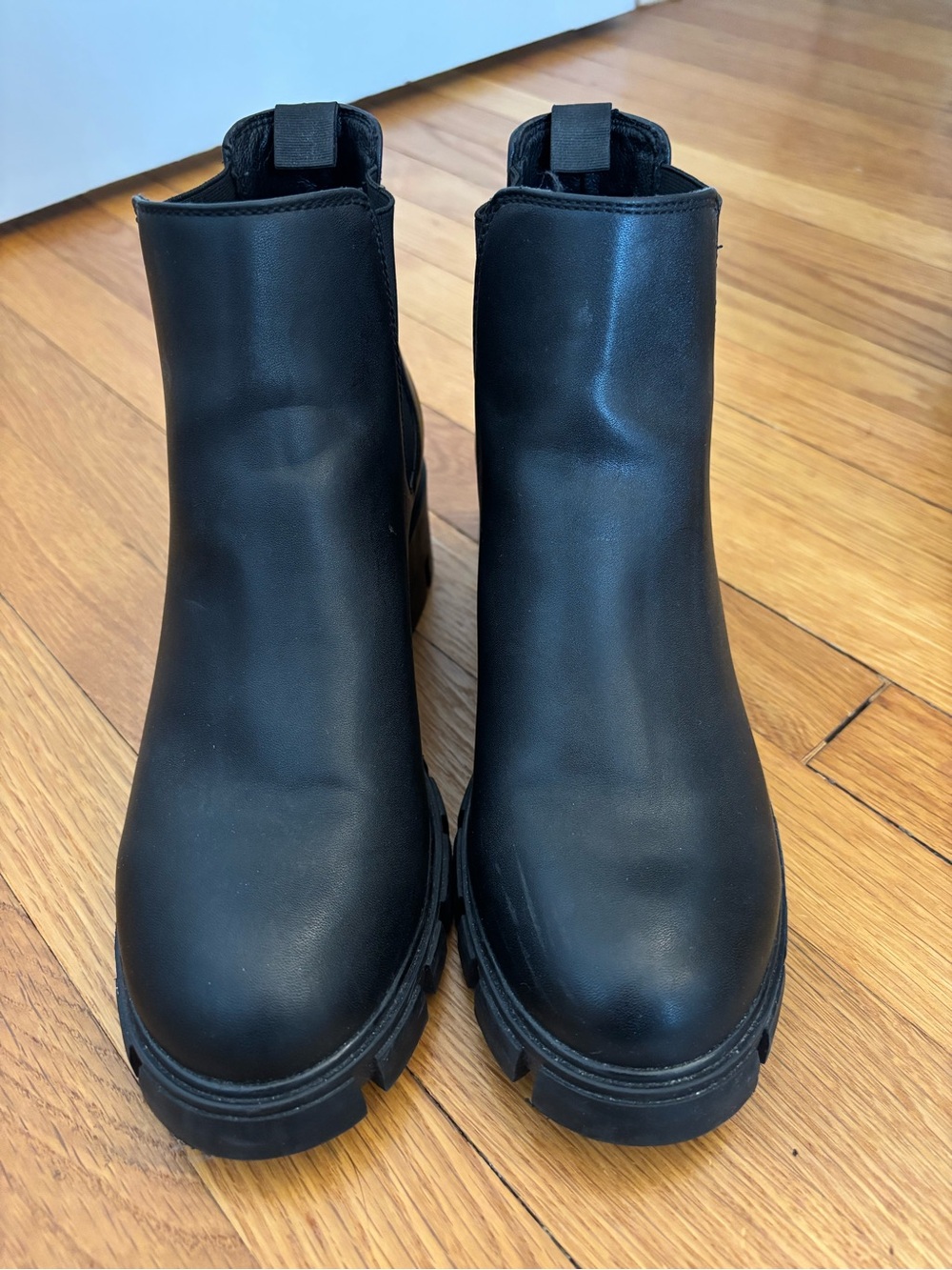 Steve Madden Black Chunky Chelsea Platform Ankle Boots